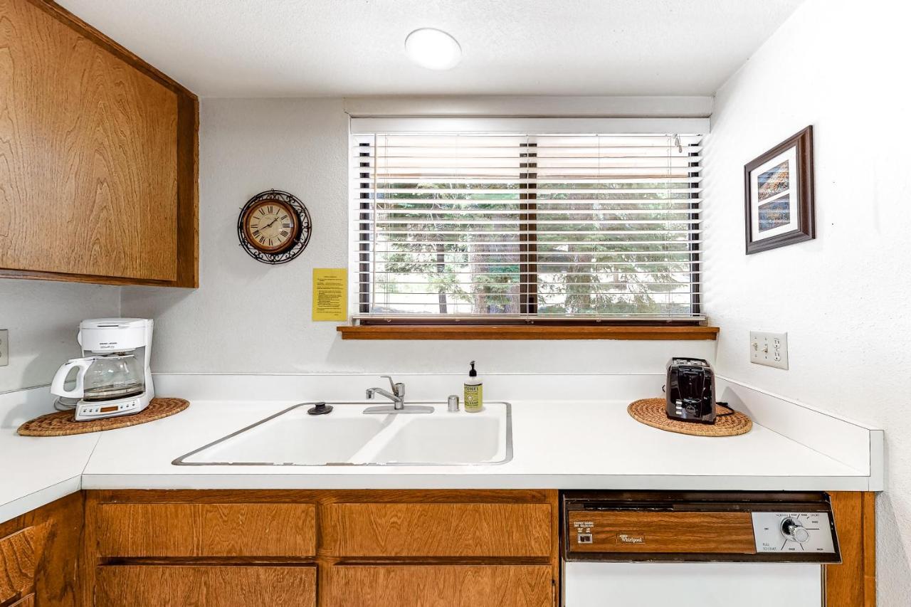 Huntington Lake Condo 92 Lakeshore Екстер'єр фото