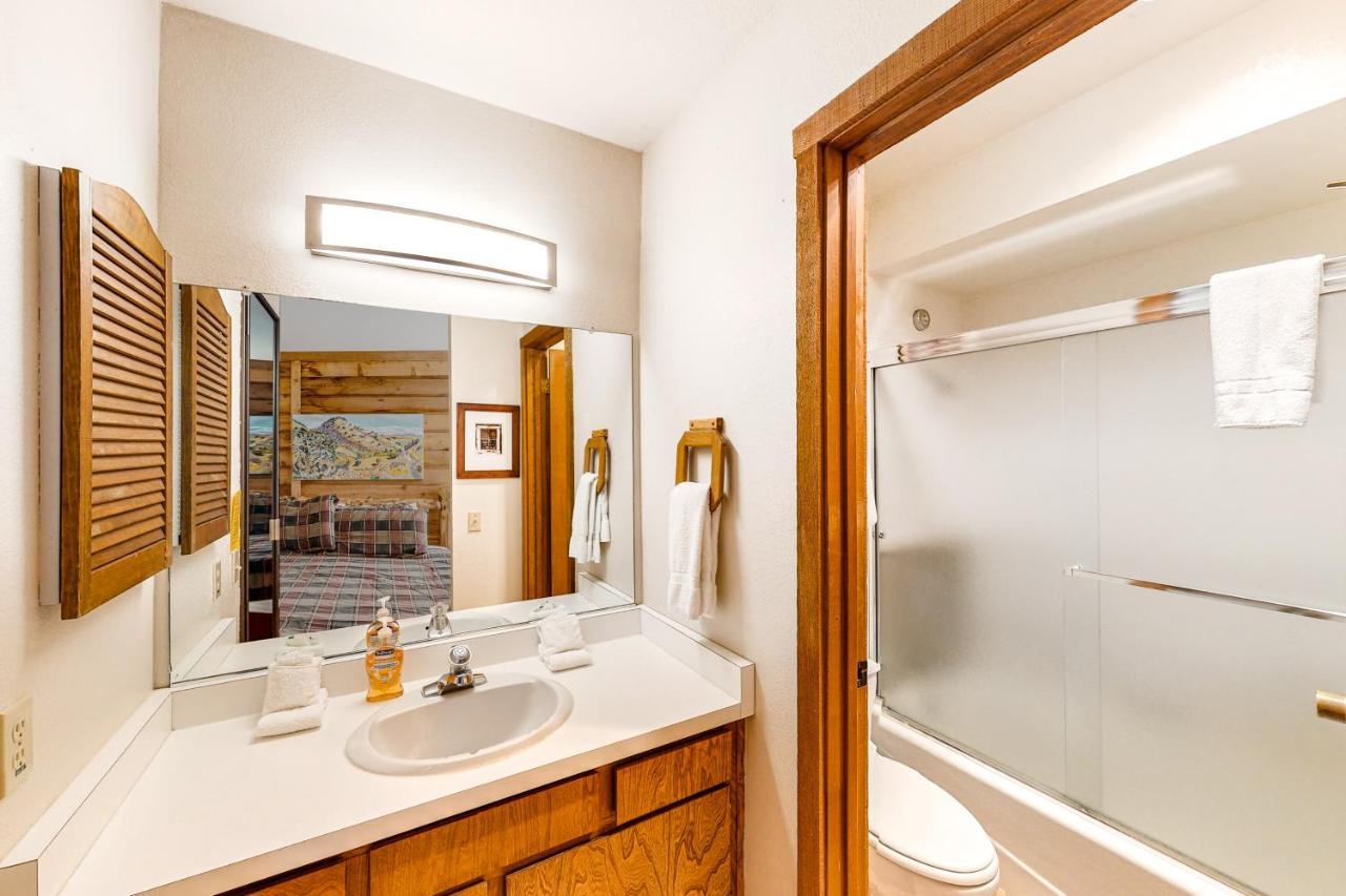 Huntington Lake Condo 92 Lakeshore Екстер'єр фото